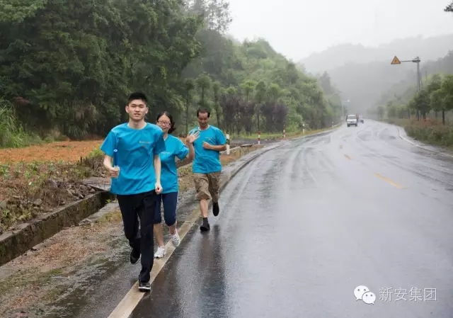 14675941205579267gjP.jpg 640.webp (19).jpg